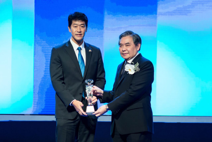 คปภ. Prime Minister's Insurance Awards 2559・2560 連続受賞